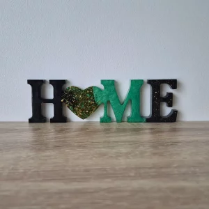 Home noir et vert