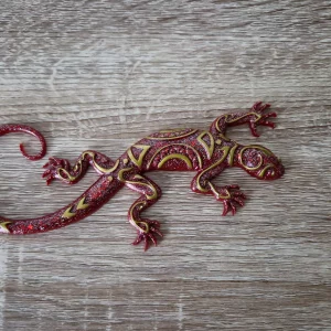 Salamandre rouge et dorée