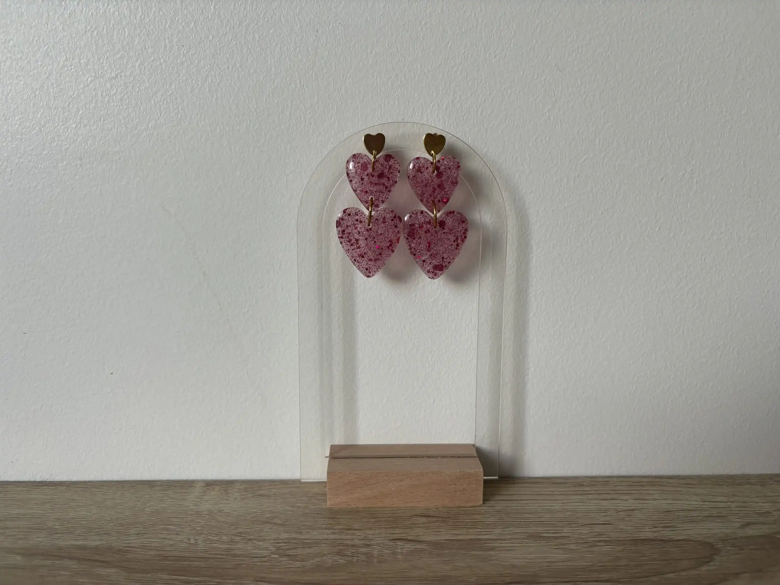 Boucles d'oreilles double cœur rose 1