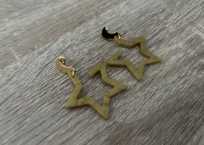 boucle d'oreilles étoiles dorées 3