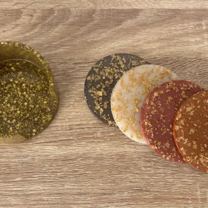 Dessous de verre avec feuilles d'or