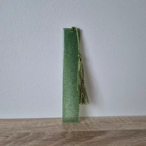 Marque-pages vert avec paillettes